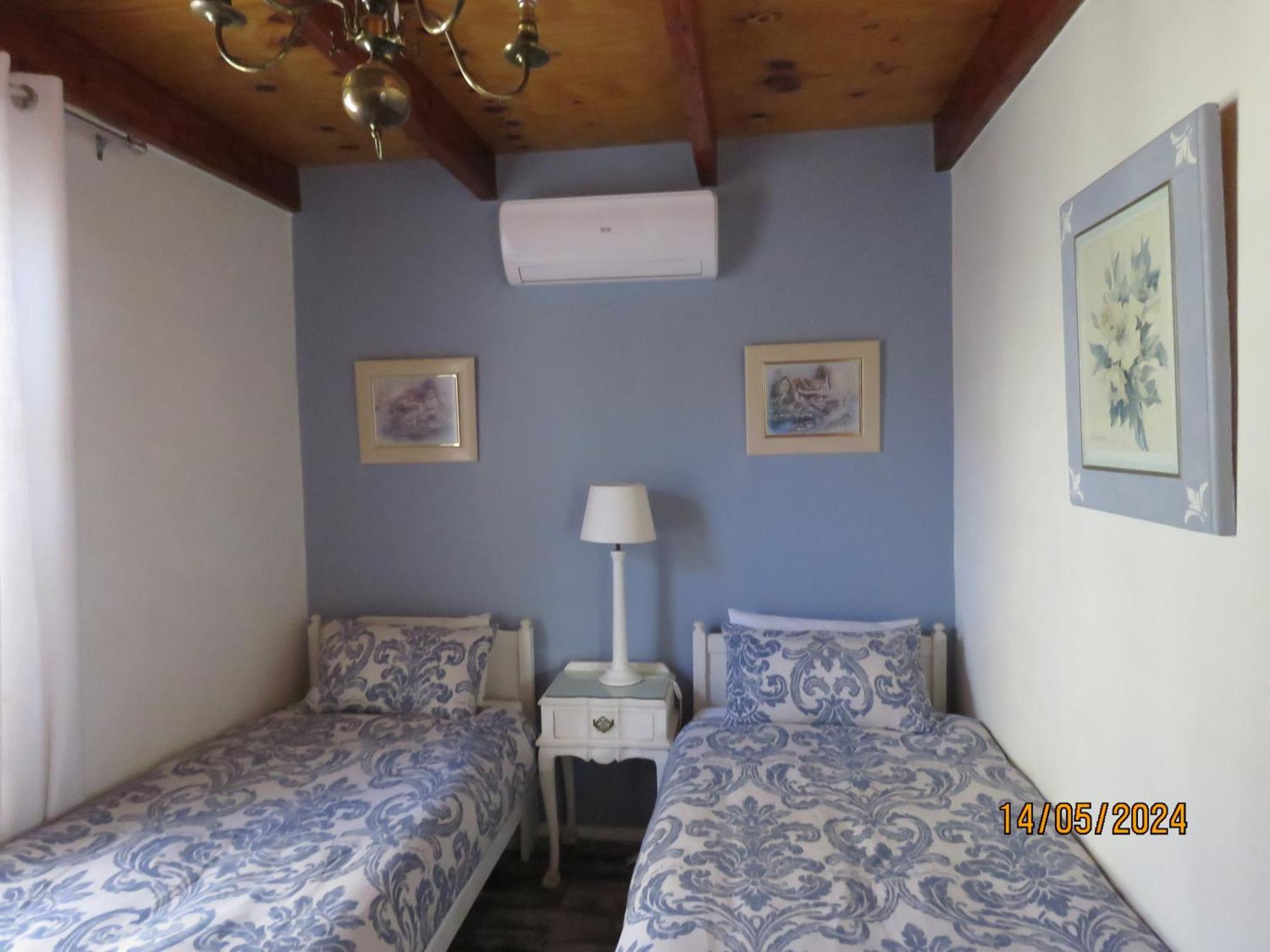 Town And Country Apartment Caledon Luaran gambar