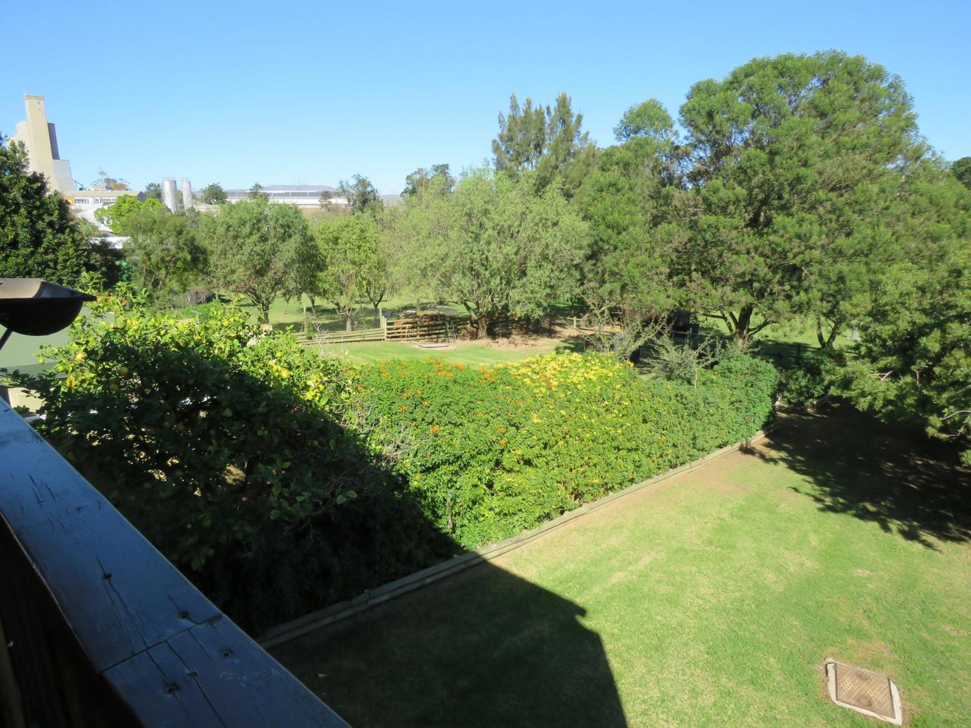 Town And Country Apartment Caledon Luaran gambar